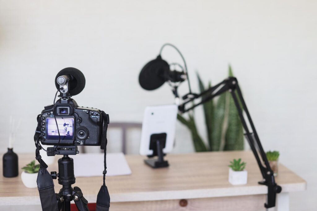 ¿Cómo usar tu cámara como webcam para hacer directos?