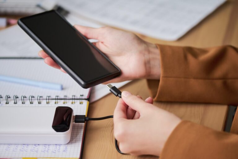¿Cómo grabar directos o sesiones largas sin quedarte sin batería?